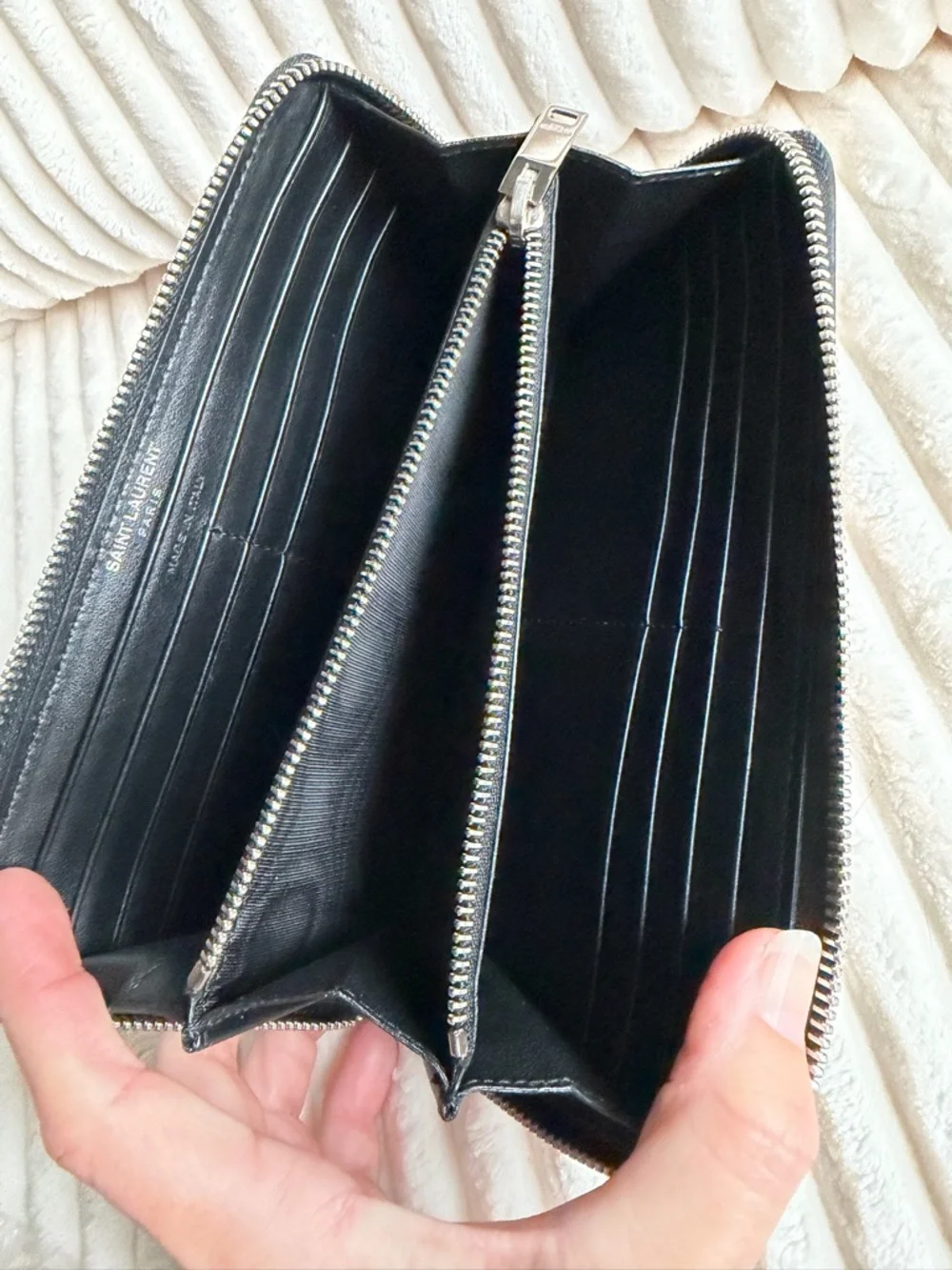 Saint Laurent Black Sequin 'LOVE' Zip Wallet - Picture 6 of 6